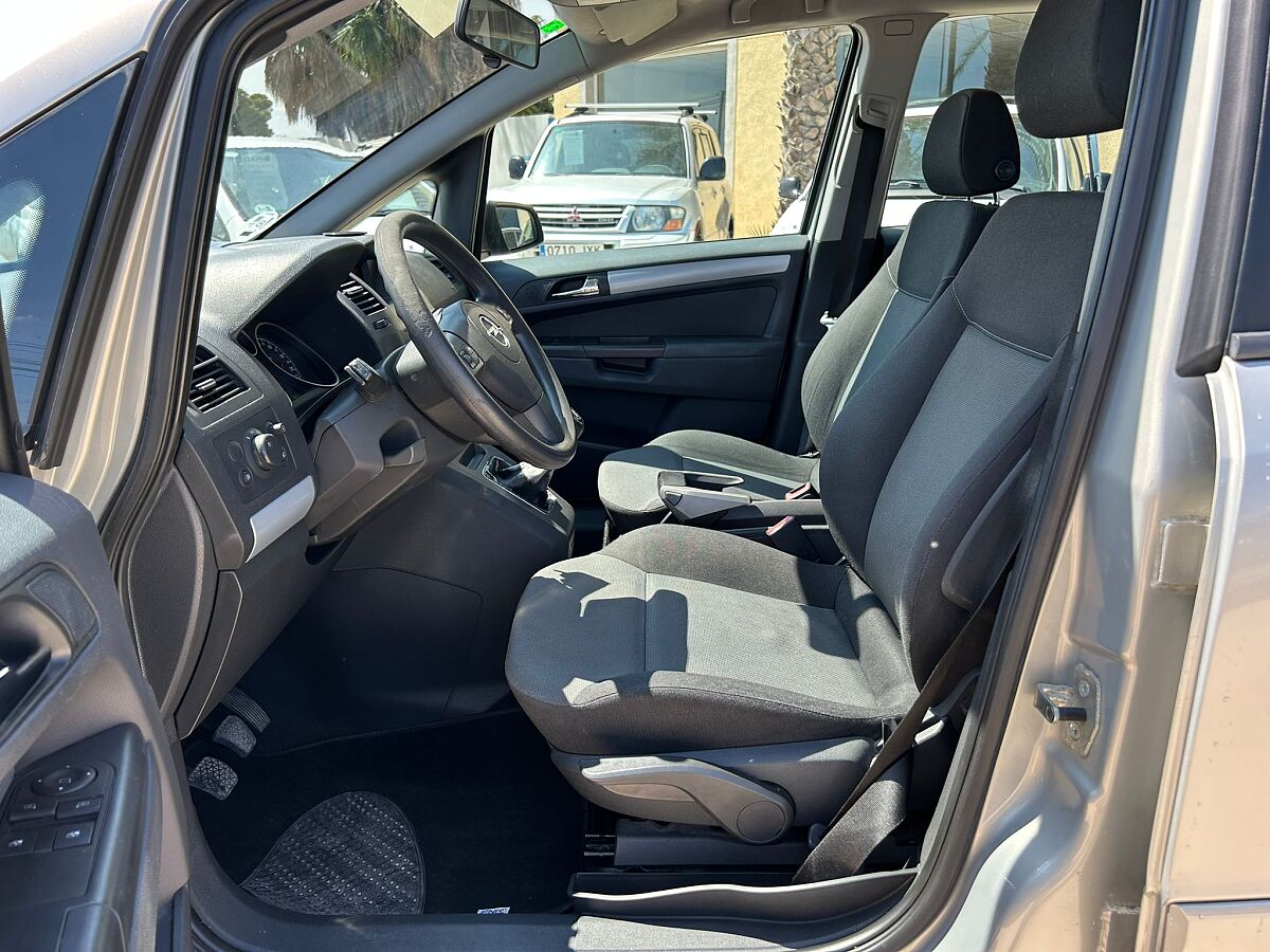 OPEL ZAFIRA ENJOY 1.9 CDTI SPANISH LHD IN SPAIN 50000 MILES SUPERB 7 SEATS 2006